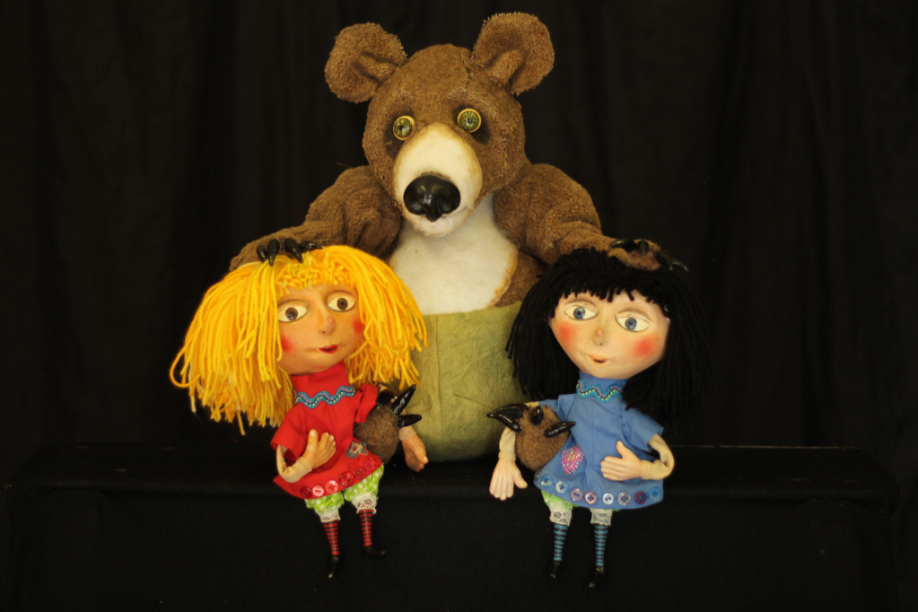 Snow White Rose Red Brown Bear | The Story Museum Snow White Rose Red Brown Bear | The Story Museum